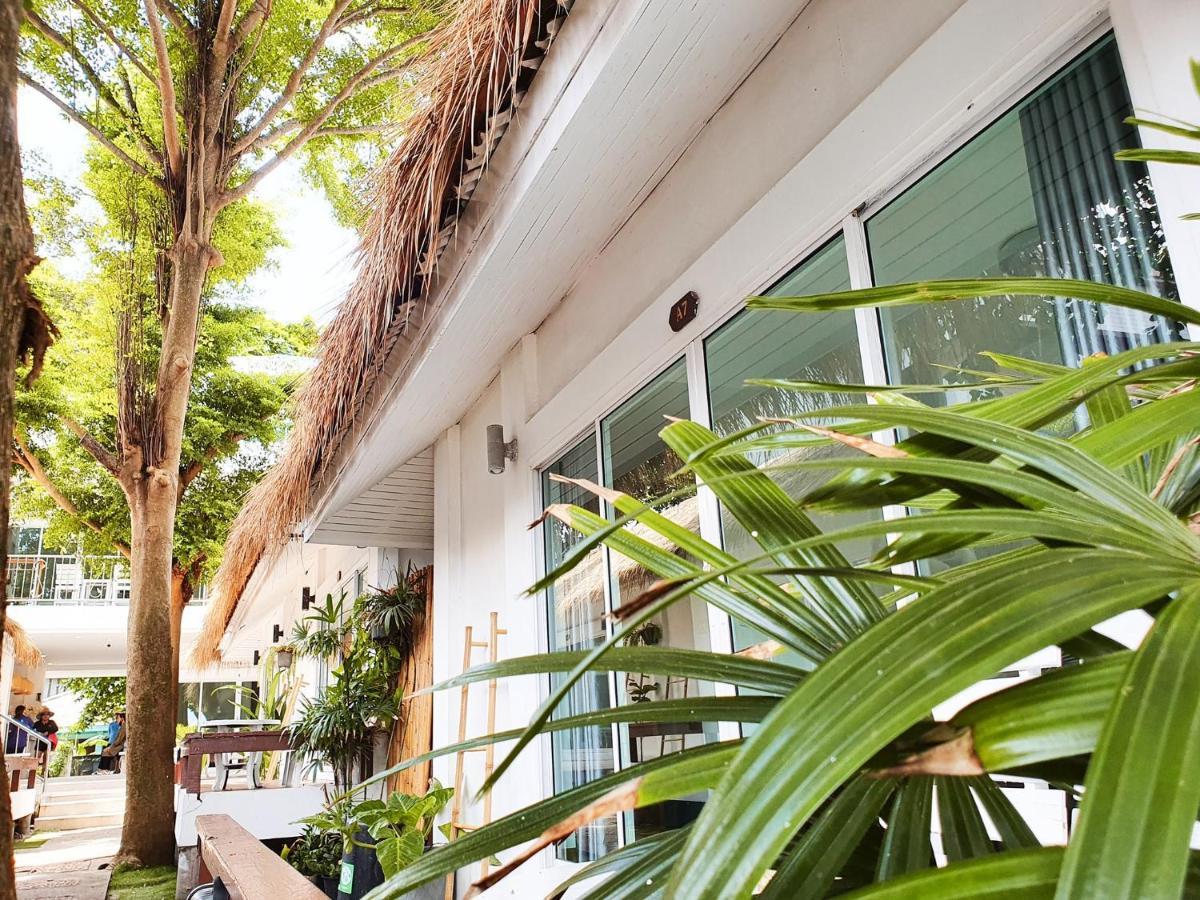 Sawasdee Coco Hotel Koh Samet Buitenkant foto
